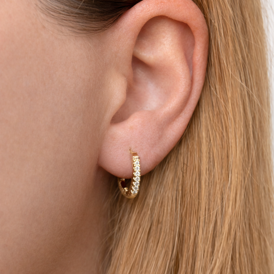 18k_Gold_CZ_Hoop_Earrings_Nova_Worn